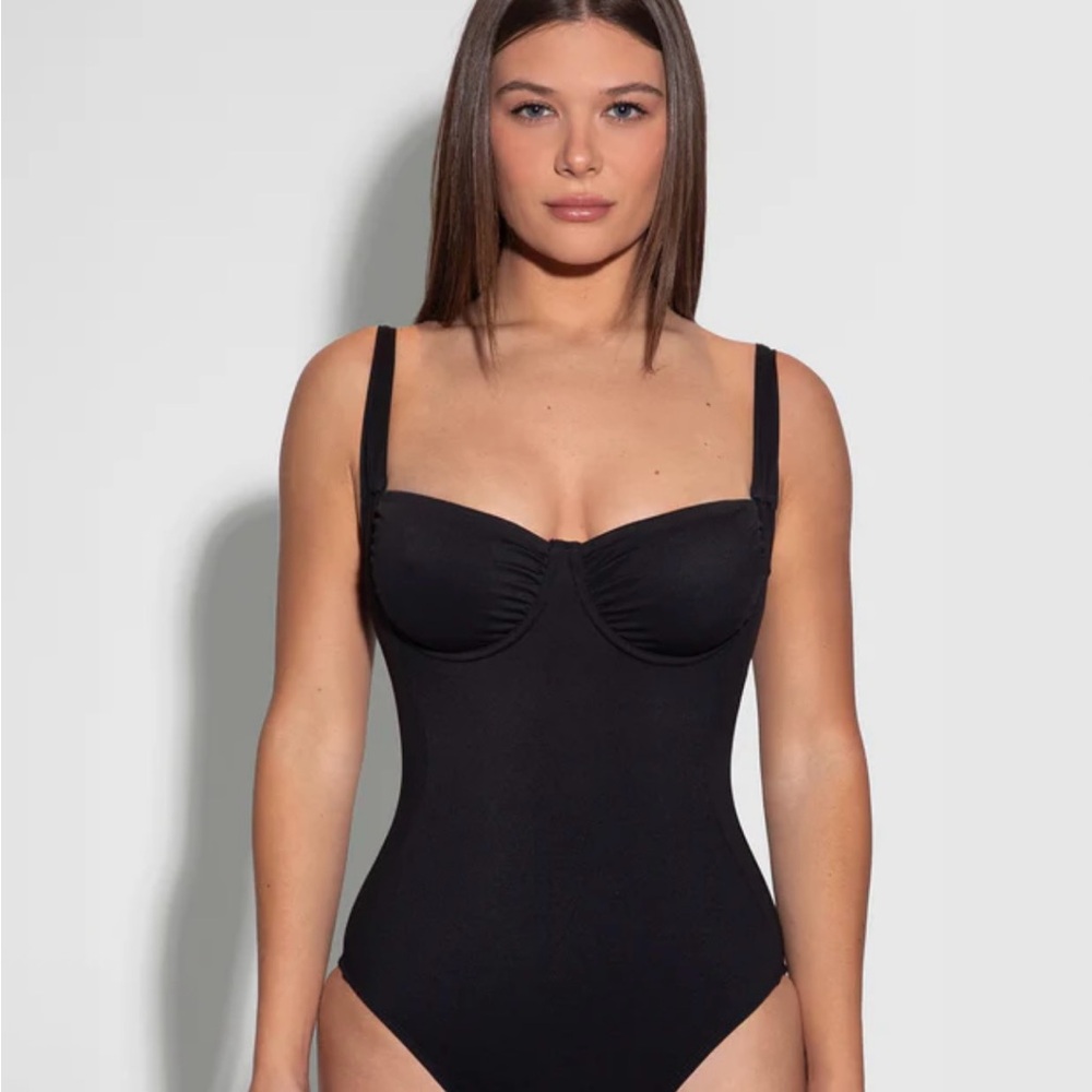 Ta3 Sweetie One Piece Swim size M R/L